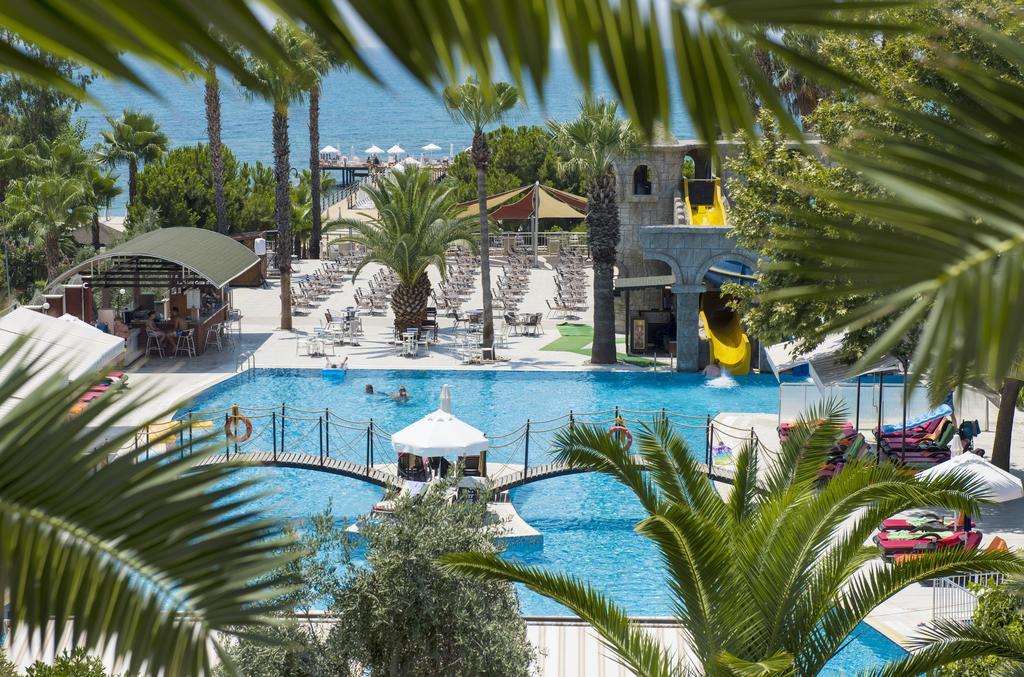 Thalia Beach Resort Hotel Ilica  Екстер'єр фото