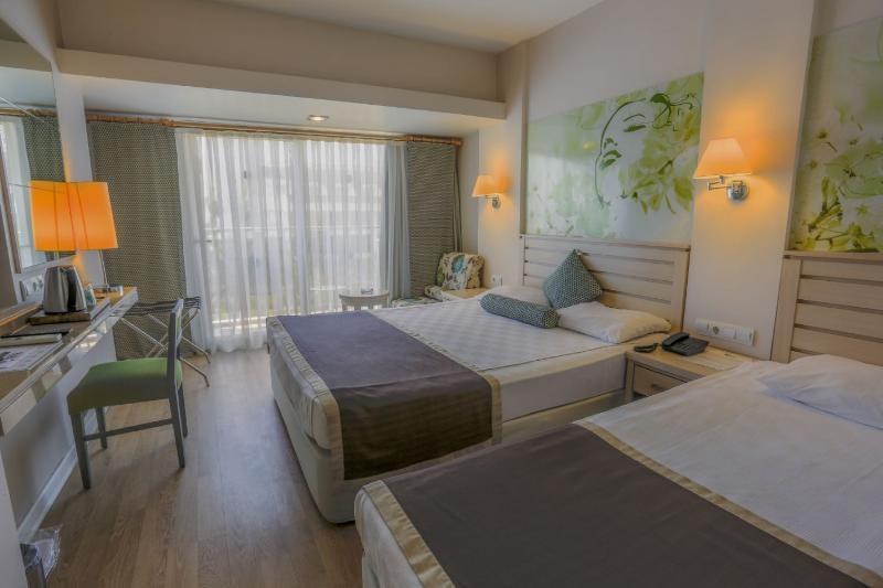 Thalia Beach Resort Hotel Ilica  Екстер'єр фото